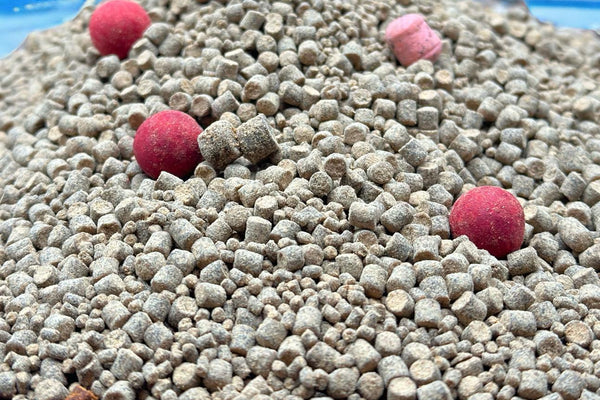 5Kg of Mulberry Nut mixed 2mm and 4mm Pellet